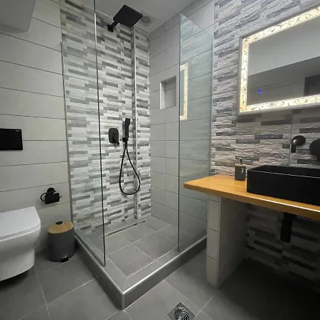 Felicia's House Semesterbostad Agria