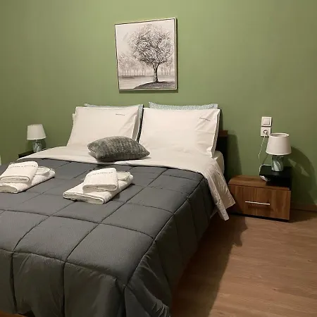 Felicia's House * Agria